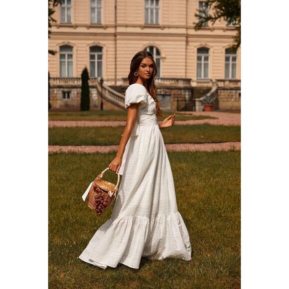 Alamour the Label Lara White Maxi Dress XS $400 - Picture 3 of 11